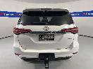 Thumbnail '6' of Toyota Fortuner