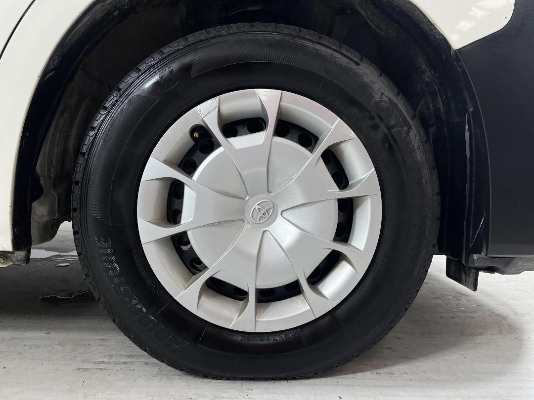 Photo '9' of Toyota Hiace