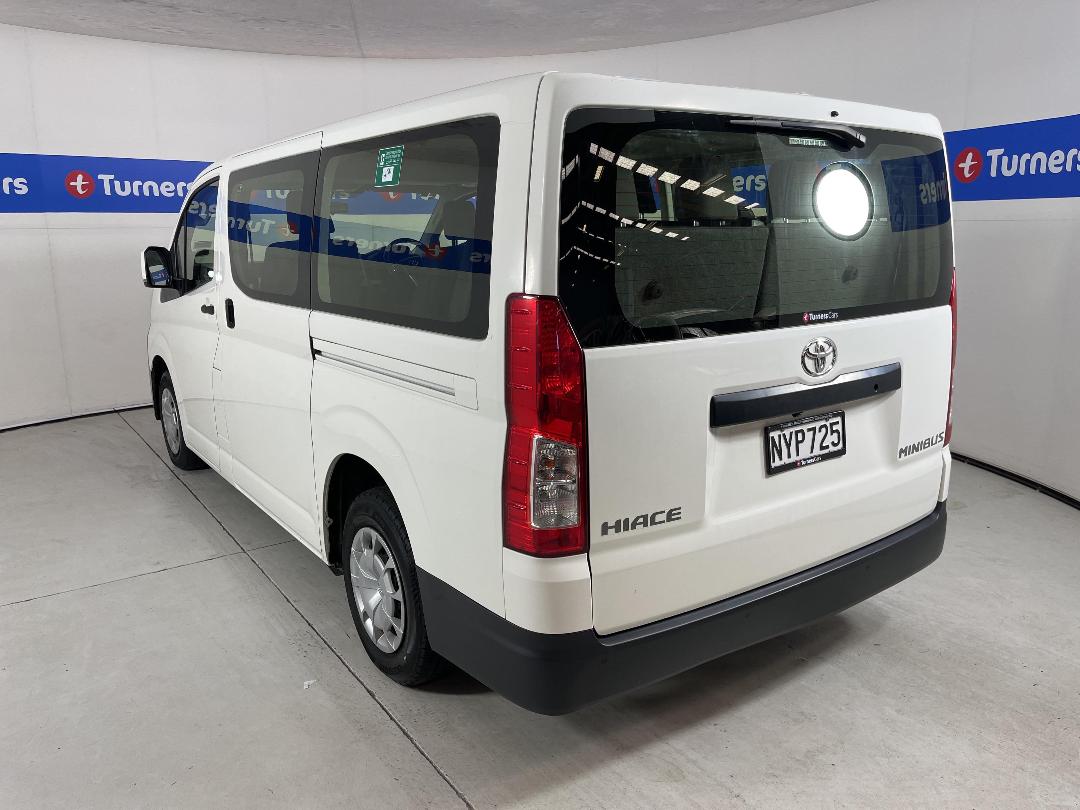 Photo '5' of Toyota Hiace