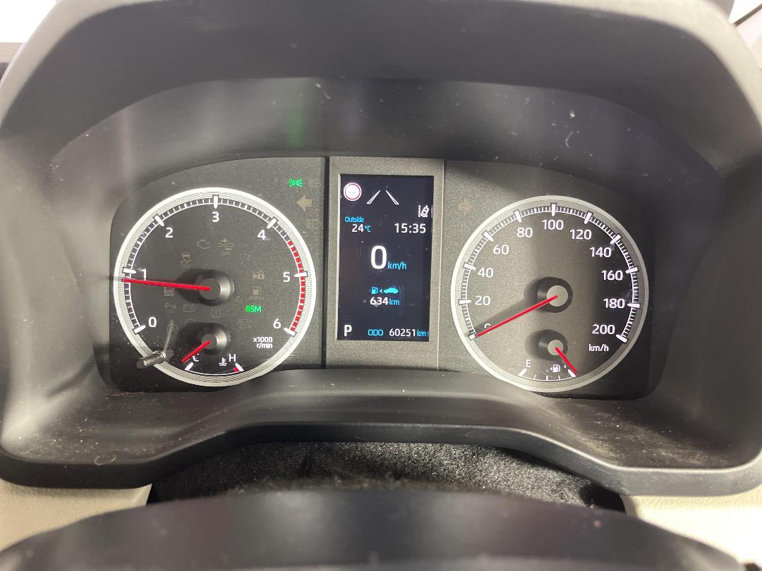 Photo '20' of Toyota Hiace