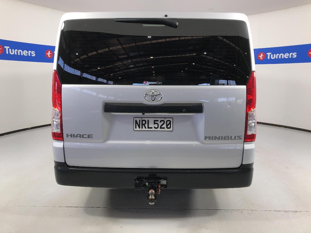 Photo '6' of Toyota Hiace