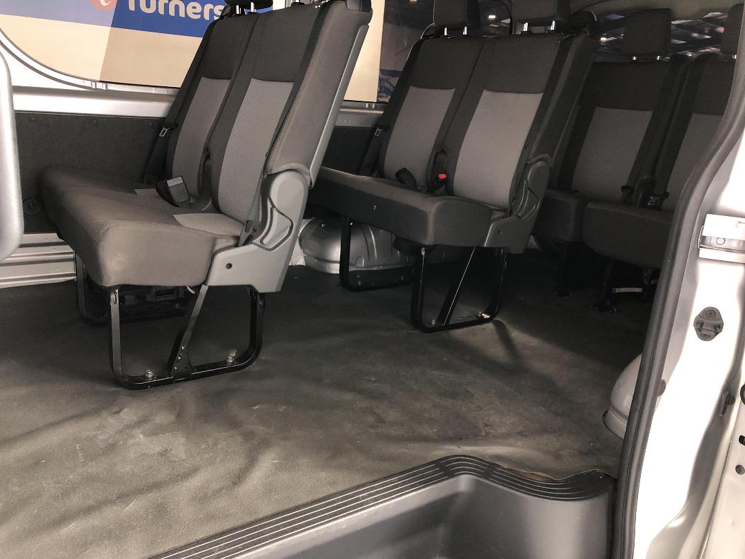 Photo '19' of Toyota Hiace