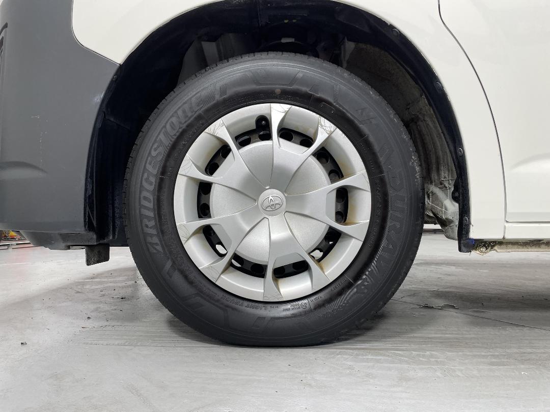 Photo '10' of Toyota Hiace Photo '10' of Toyota Hiace