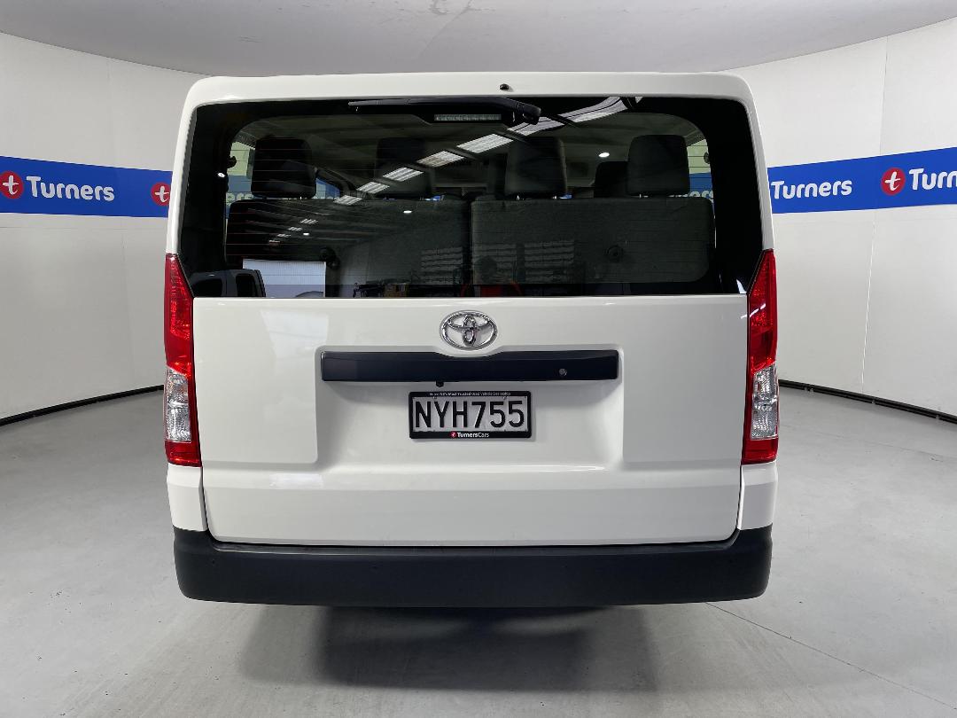 Photo '6' of Toyota Hiace Photo '6' of Toyota Hiace
