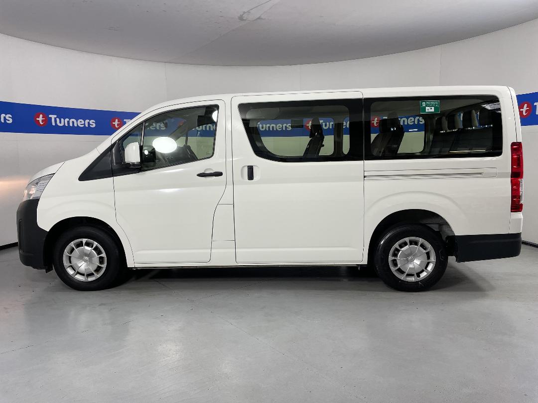 Photo '22' of Toyota Hiace Photo '22' of Toyota Hiace