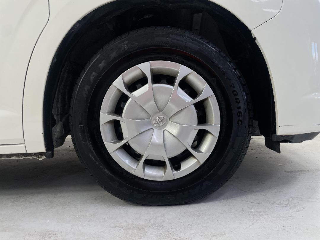 Photo '9' of Toyota Hiace