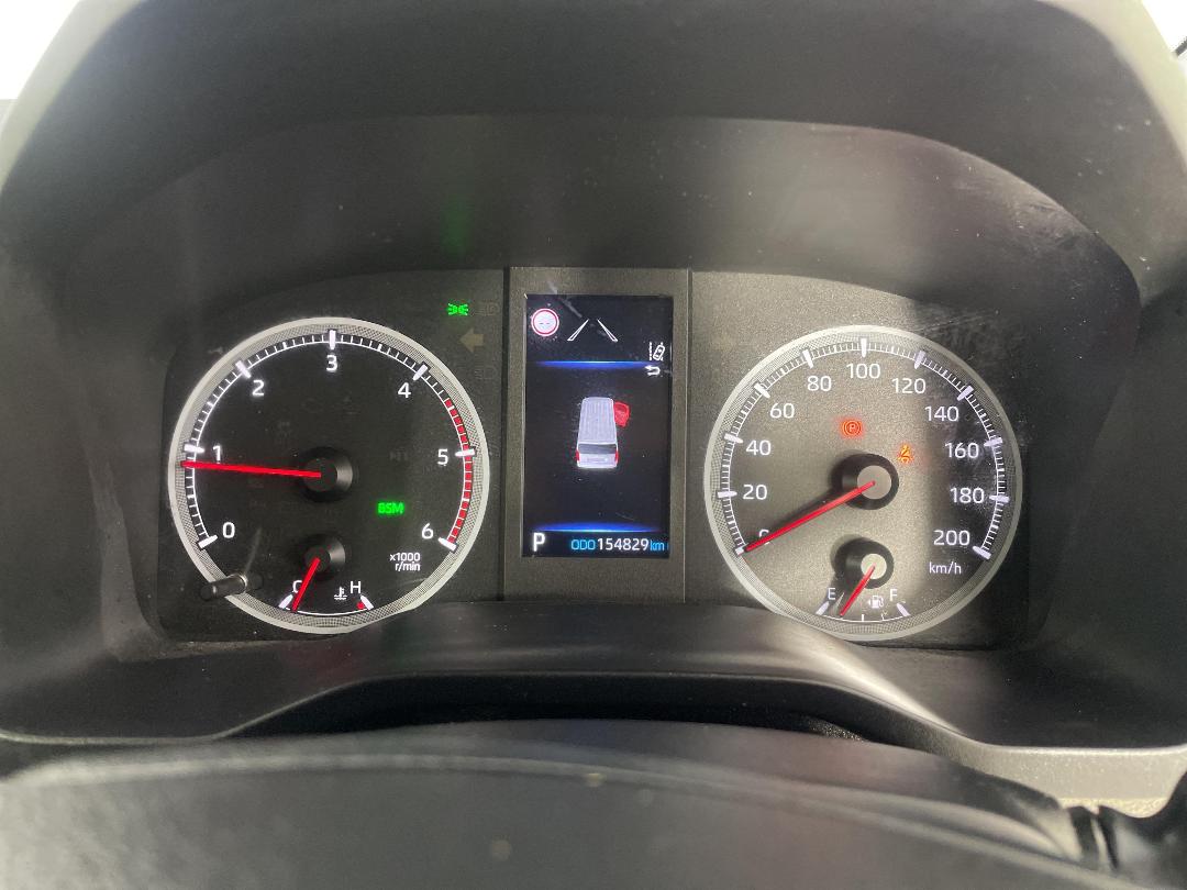 Photo '21' of Toyota Hiace