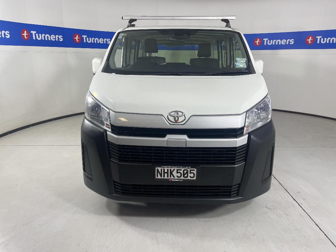 Photo '2' of Toyota Hiace Photo '2' of Toyota Hiace