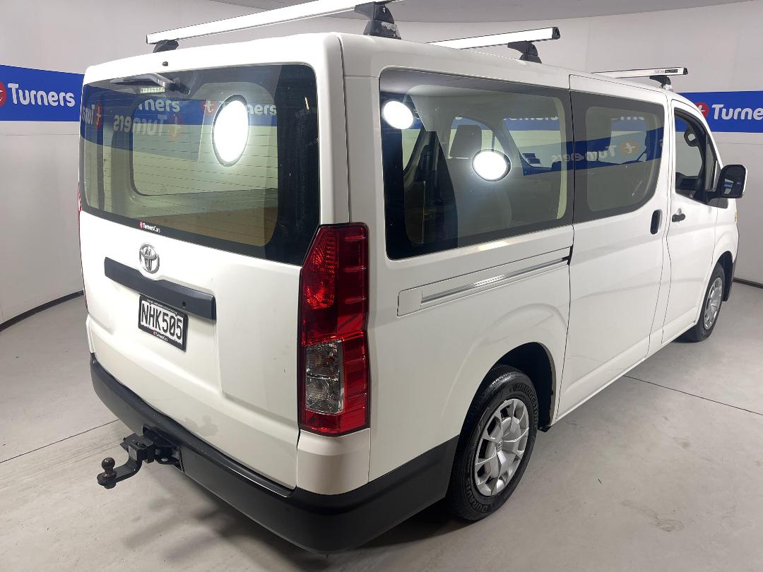 Photo '7' of Toyota Hiace Photo '7' of Toyota Hiace