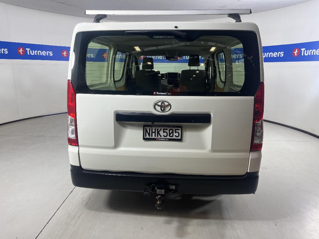 Photo '6' of Toyota Hiace Photo '6' of Toyota Hiace