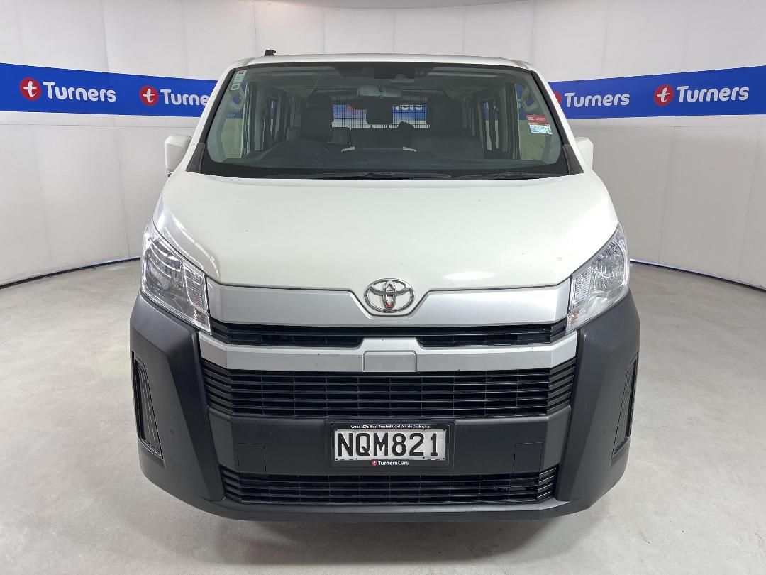 Photo '2' of Toyota Hiace Photo '2' of Toyota Hiace