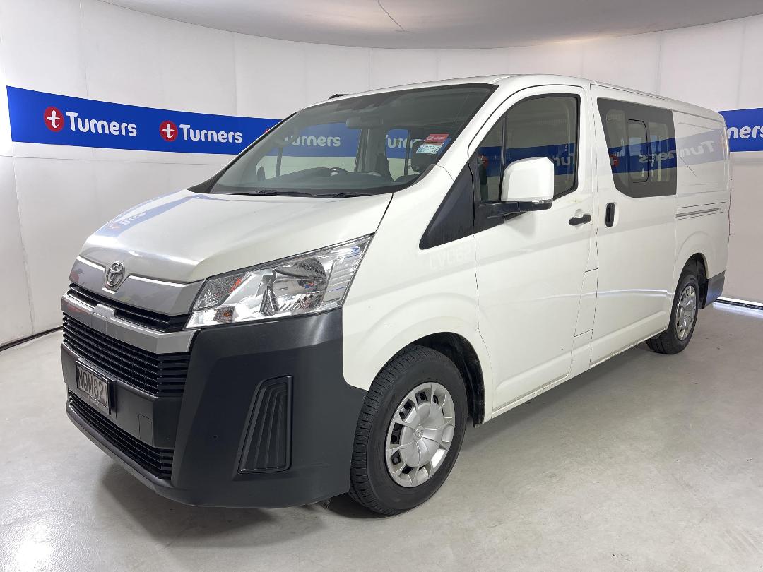 Photo '4' of Toyota Hiace Photo '4' of Toyota Hiace