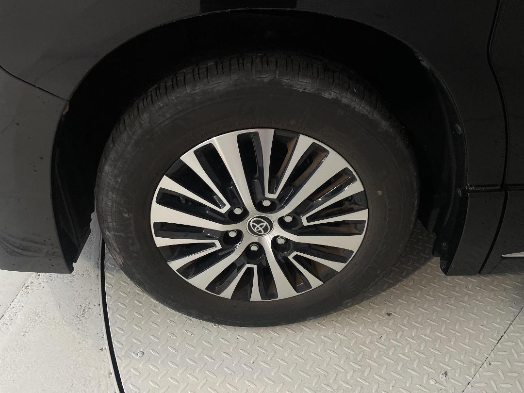 Photo '10' of Toyota Hiace Photo '10' of Toyota Hiace