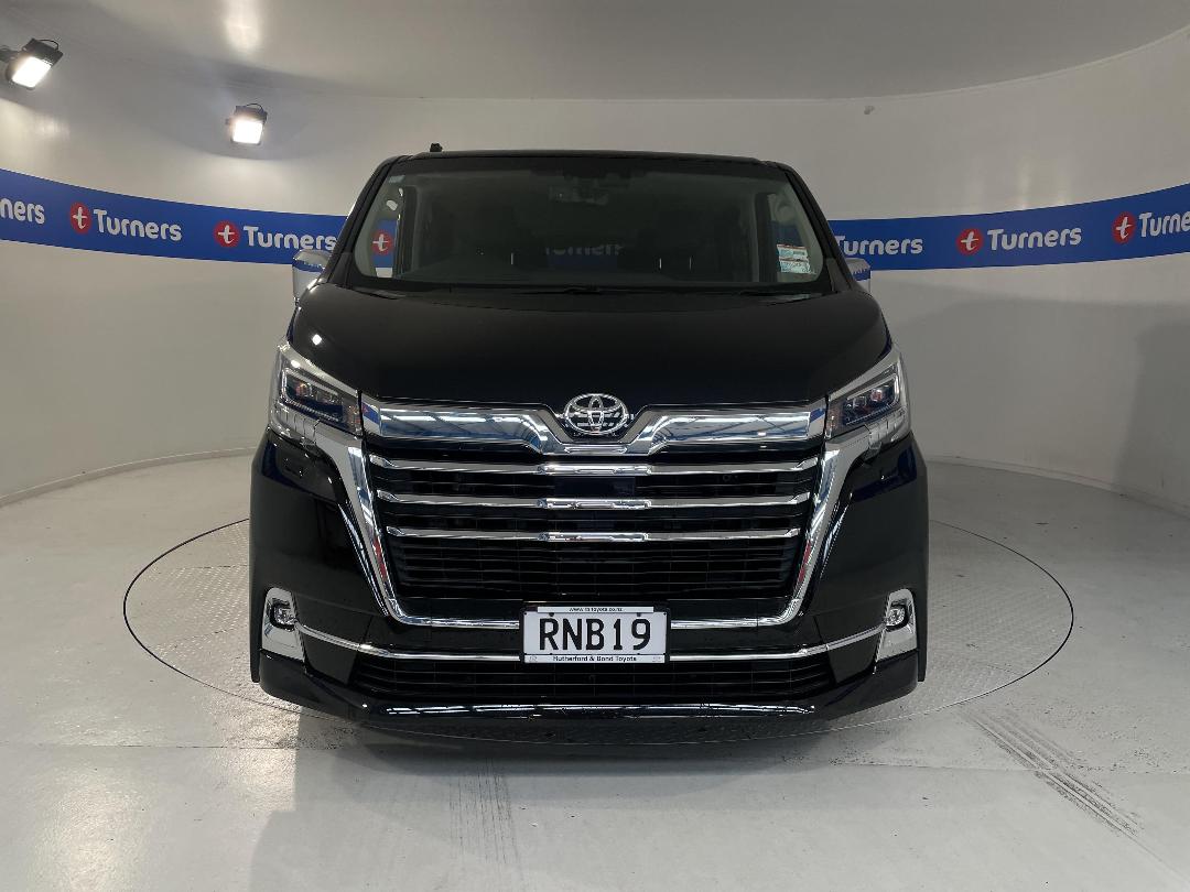 Photo '2' of Toyota Hiace Photo '2' of Toyota Hiace