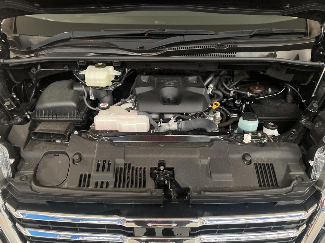 Photo '13' of Toyota Hiace Photo '13' of Toyota Hiace