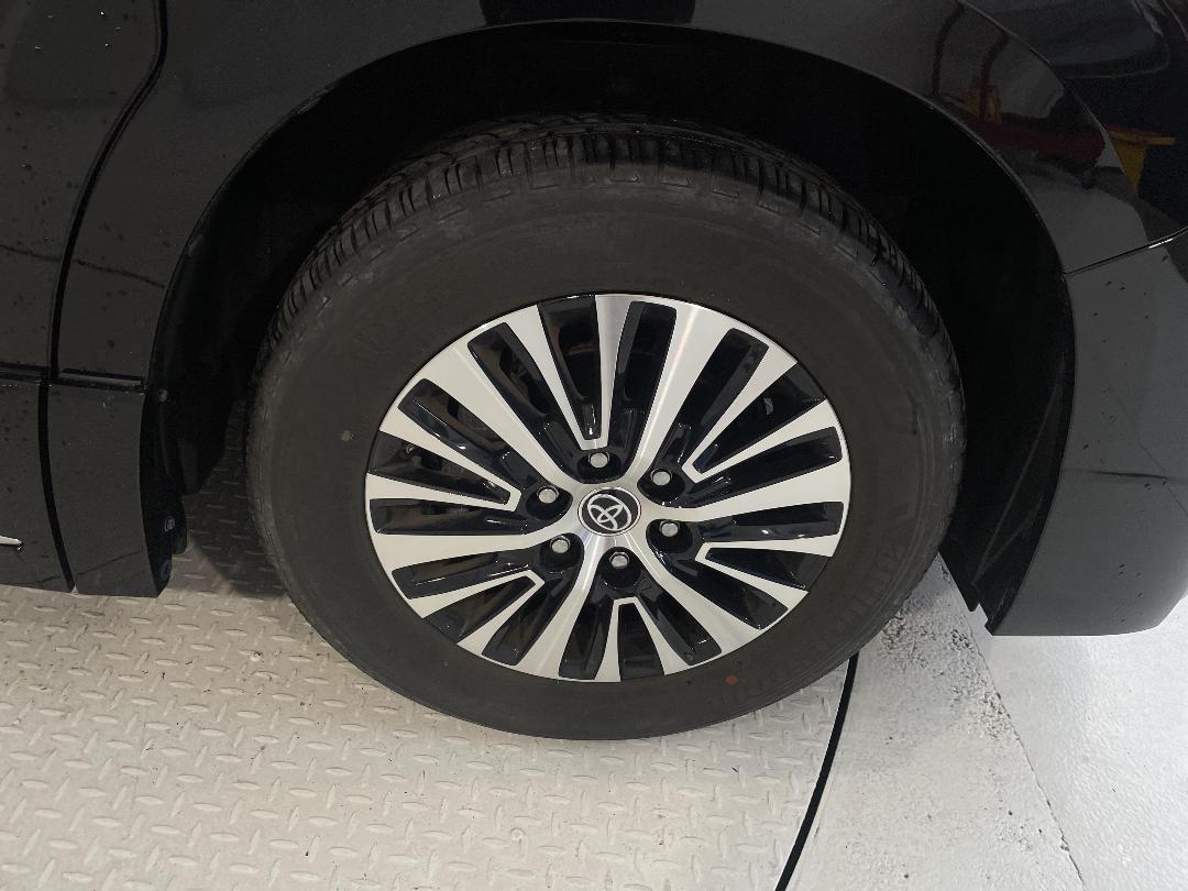 Photo '9' of Toyota Hiace Photo '9' of Toyota Hiace