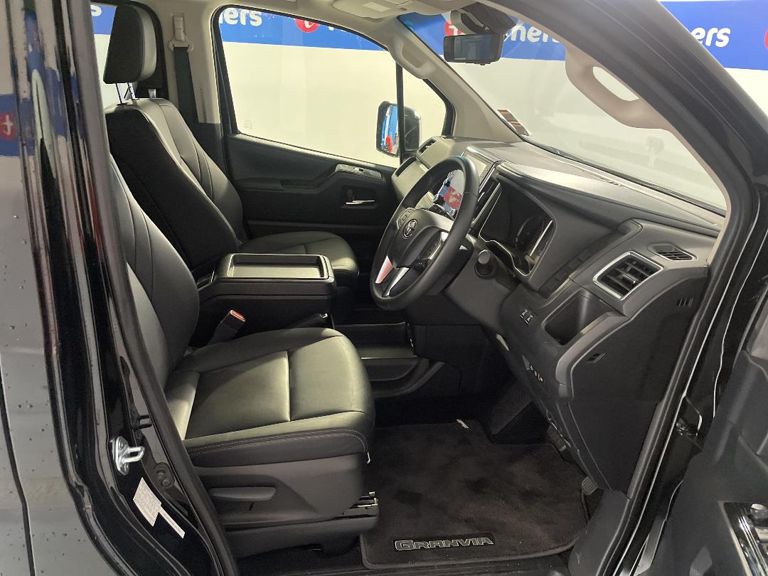 Photo '16' of Toyota Hiace Photo '16' of Toyota Hiace