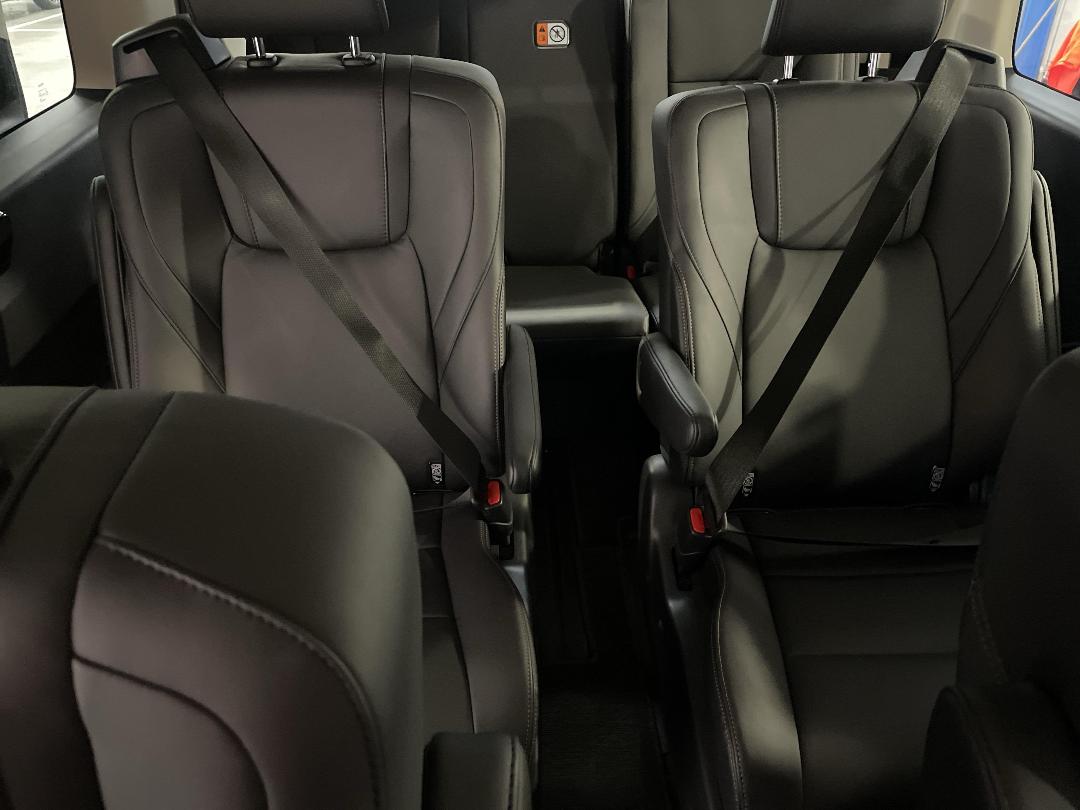 Photo '22' of Toyota Hiace Photo '22' of Toyota Hiace