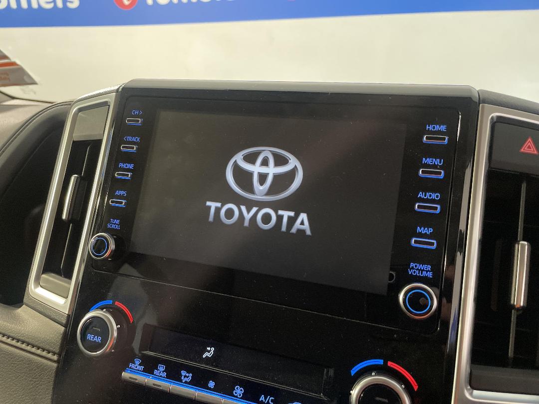 Photo '29' of Toyota Hiace Photo '29' of Toyota Hiace