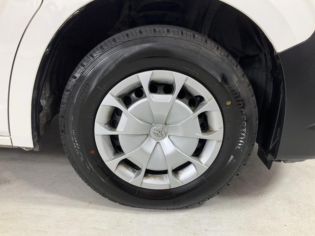 Photo '9' of Toyota Hiace