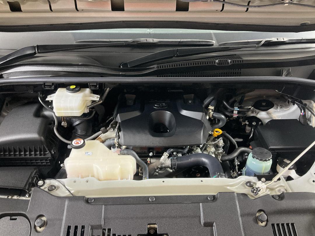 Photo '13' of Toyota Hiace