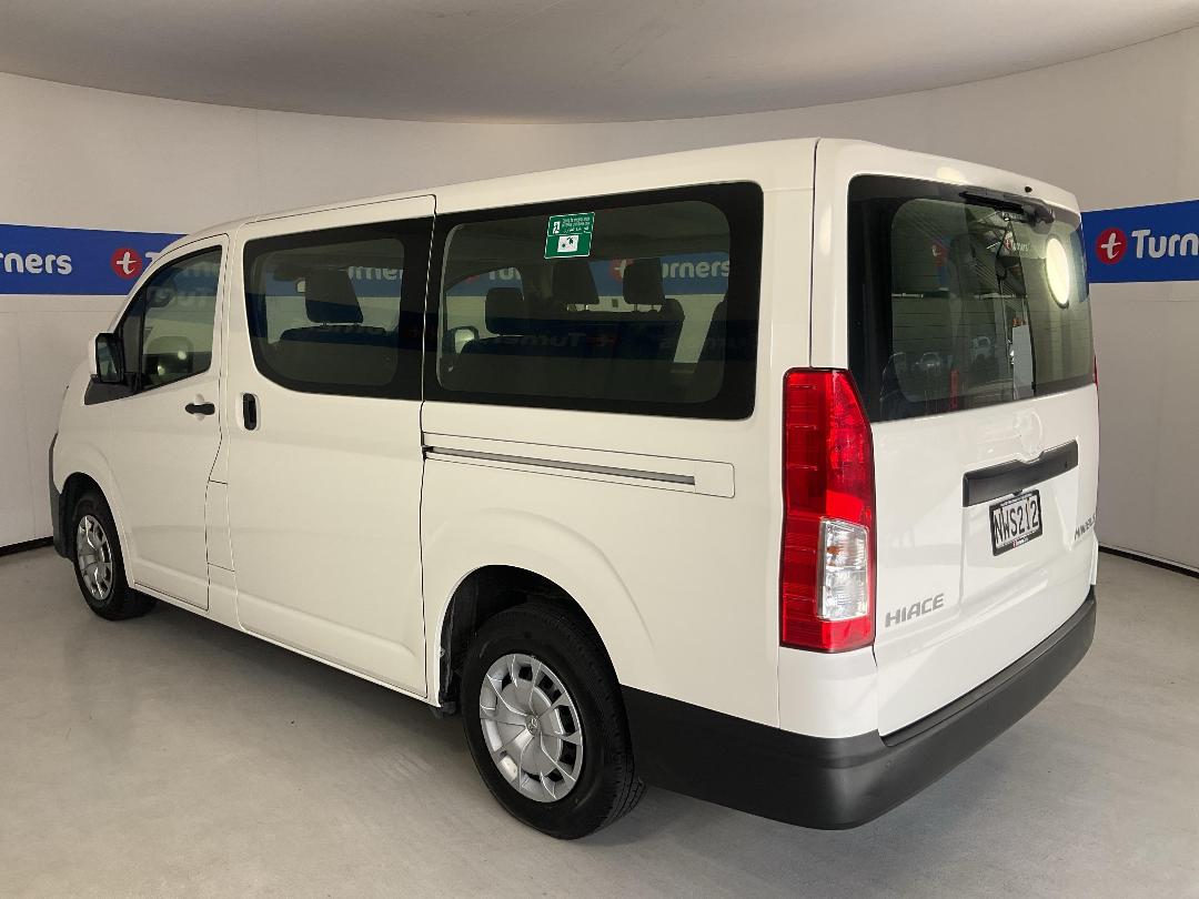 Photo '5' of Toyota Hiace