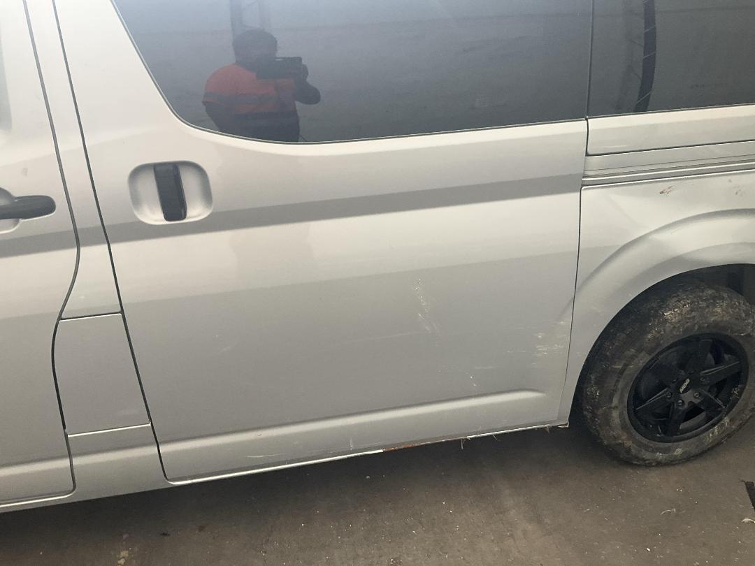 Photo '9' of Toyota Hiace ZR GVN Photo '9' of Toyota Hiace ZR GVN