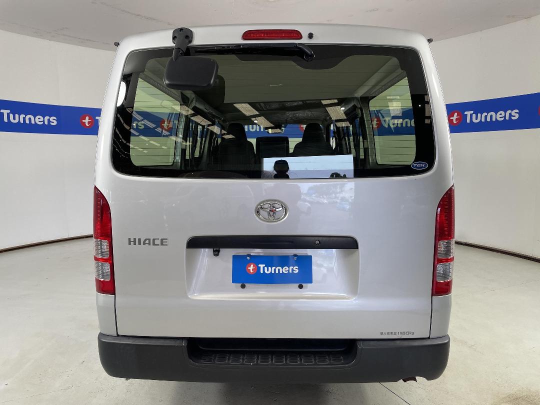 Photo '6' of Toyota Hiace