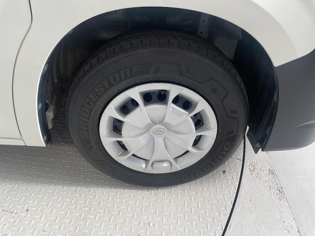 Photo '9' of Toyota Hiace