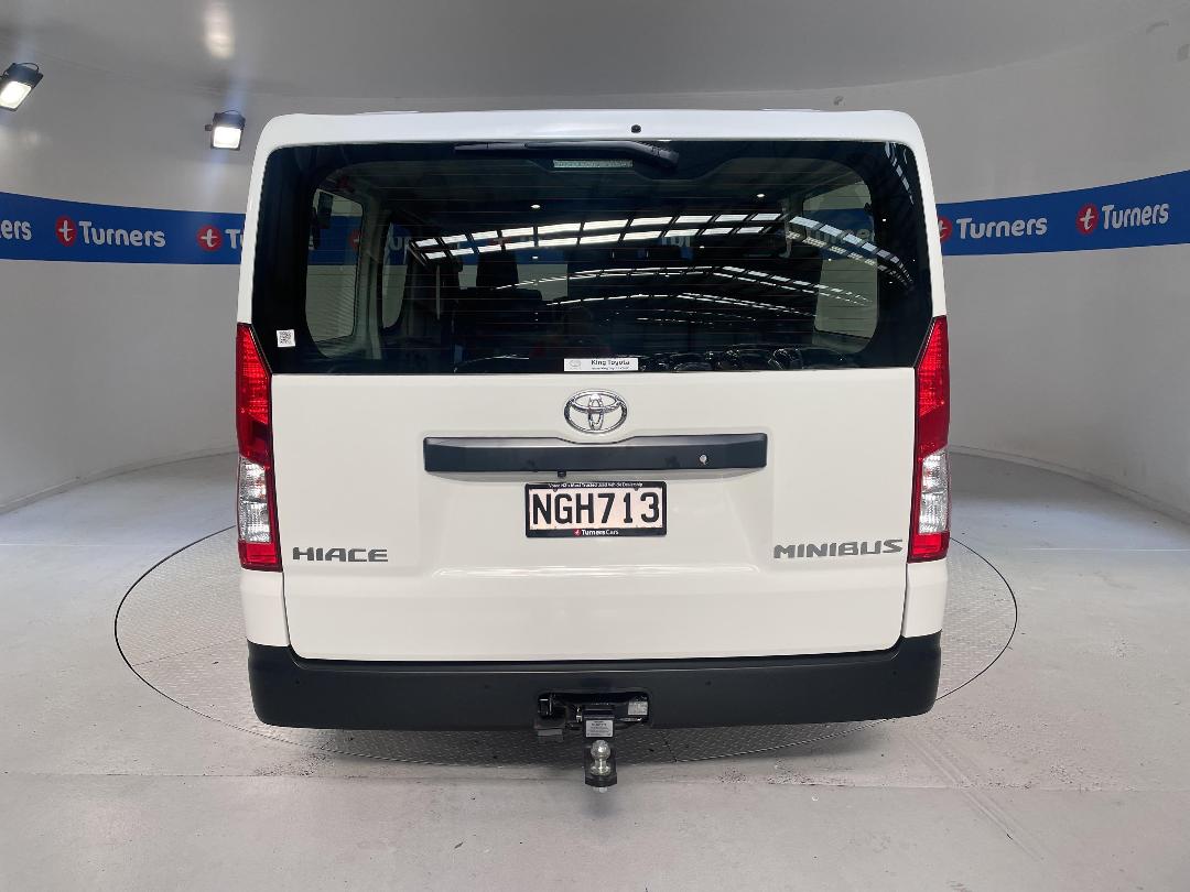 Photo '6' of Toyota Hiace