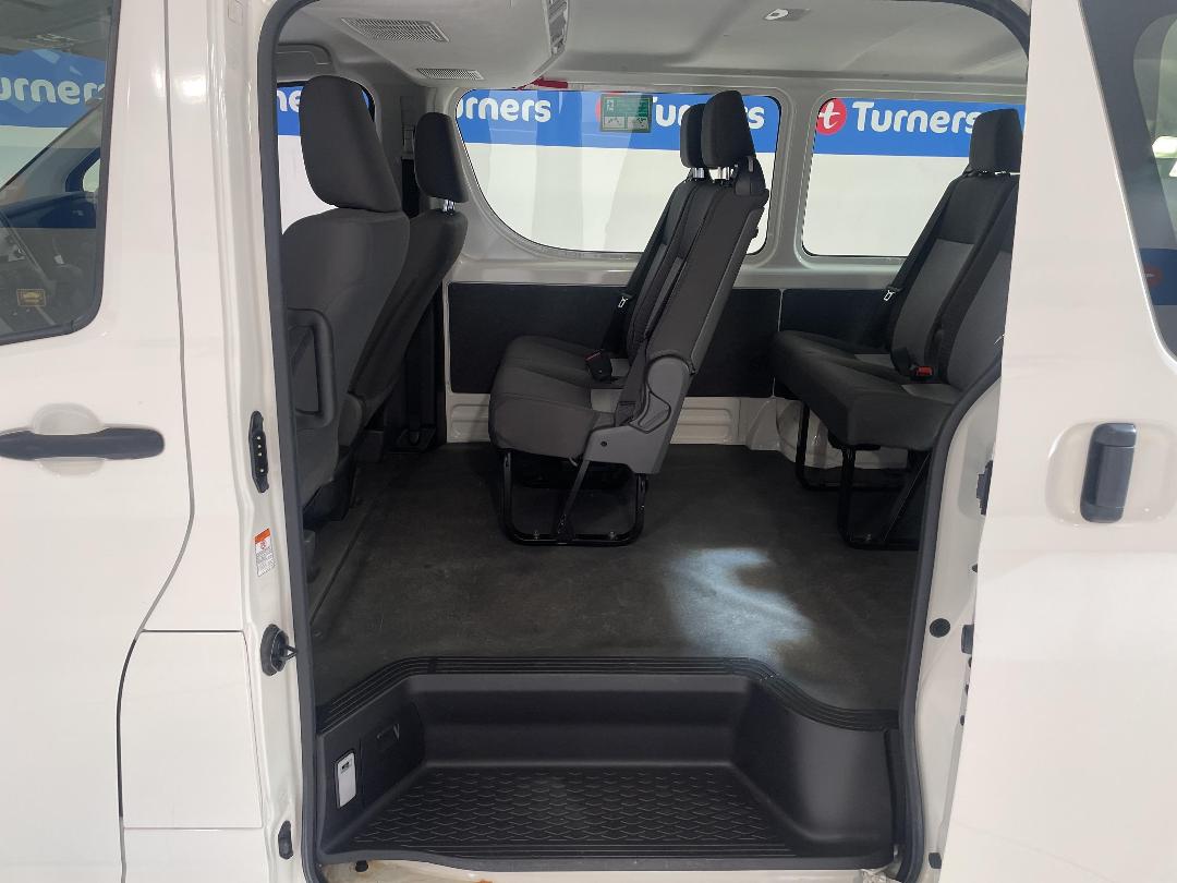 Photo '19' of Toyota Hiace