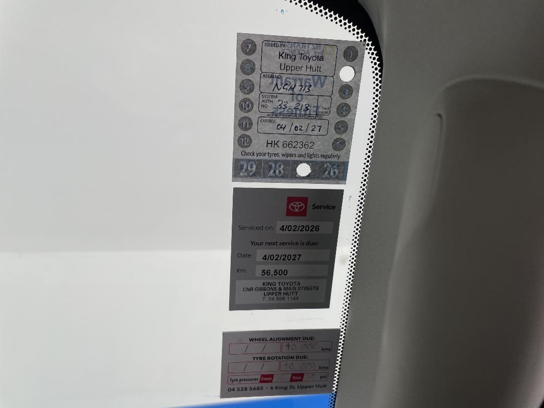 Photo '32' of Toyota Hiace