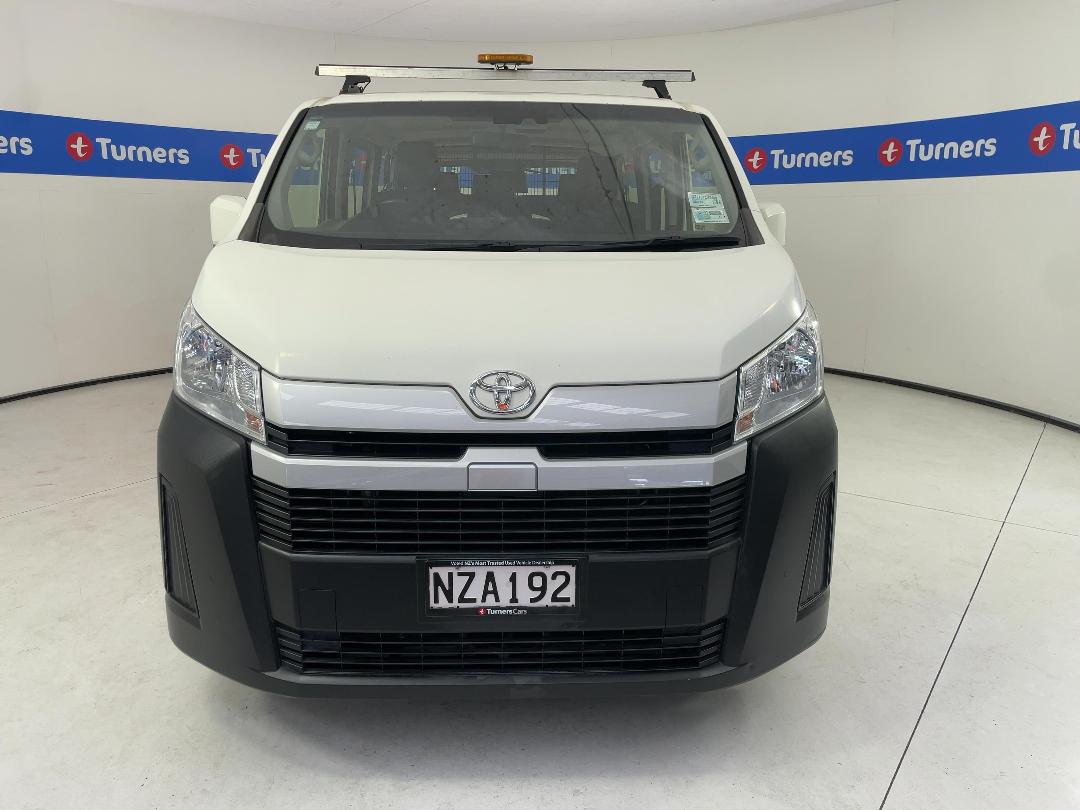 Photo '2' of Toyota Hiace Photo '2' of Toyota Hiace