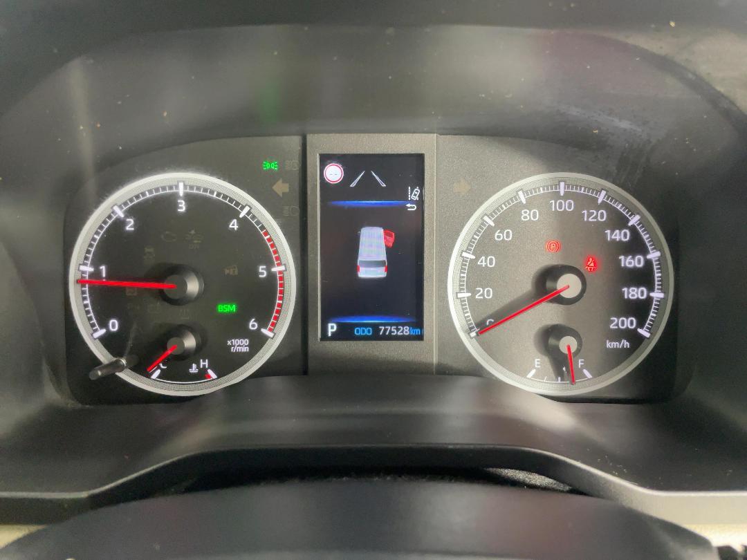 Photo '21' of Toyota Hiace Photo '21' of Toyota Hiace