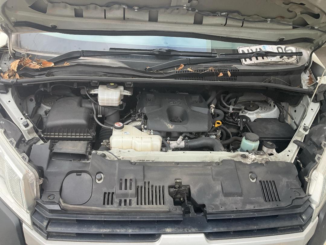 Photo '10' of Toyota Hiace ZX PVN