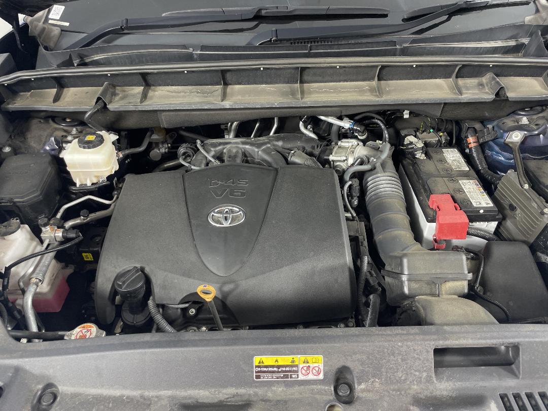 Photo '13' of Toyota Highlander