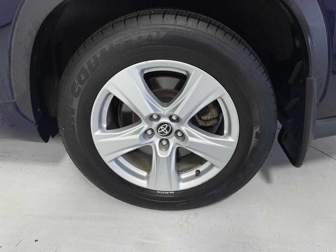 Photo '11' of Toyota Highlander