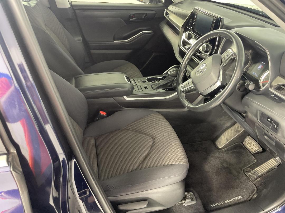 Photo '16' of Toyota Highlander