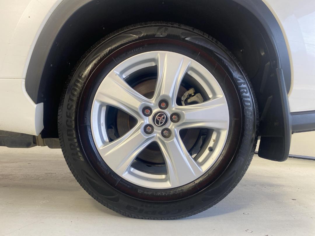 Photo '11' of Toyota Highlander