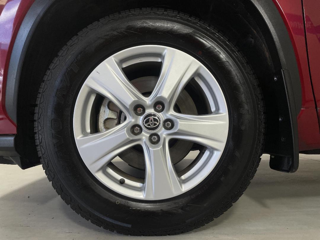 Photo '10' of Toyota Highlander