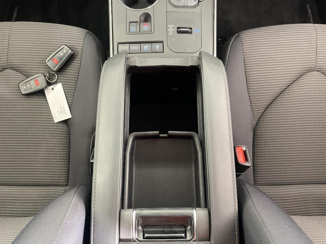 Photo '23' of Toyota Highlander