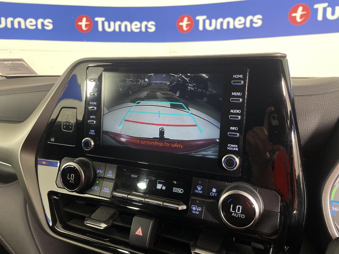 Photo '28' of Toyota Highlander