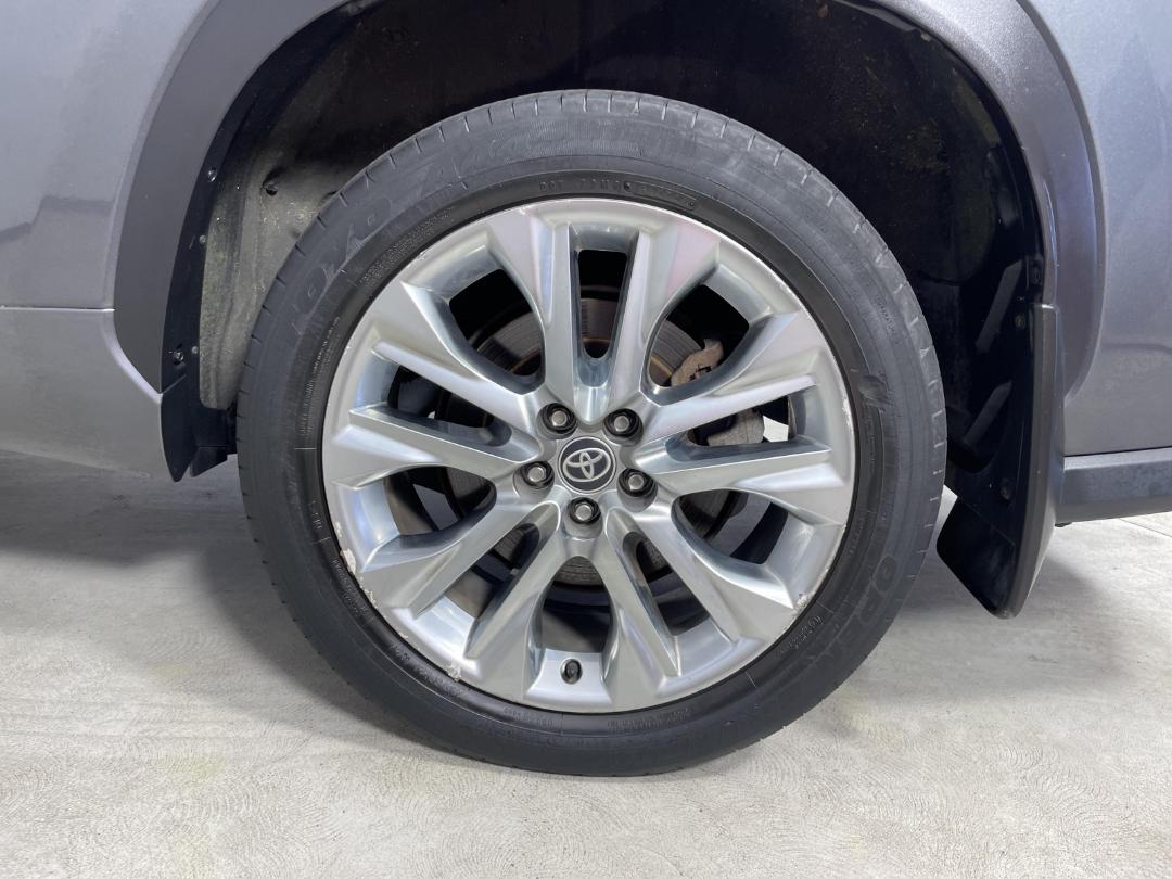 Photo '11' of Toyota Highlander Photo '11' of Toyota Highlander