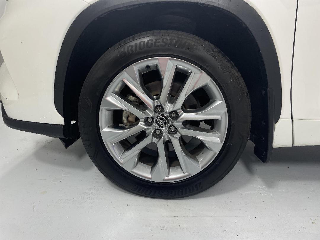 Photo '10' of Toyota Highlander