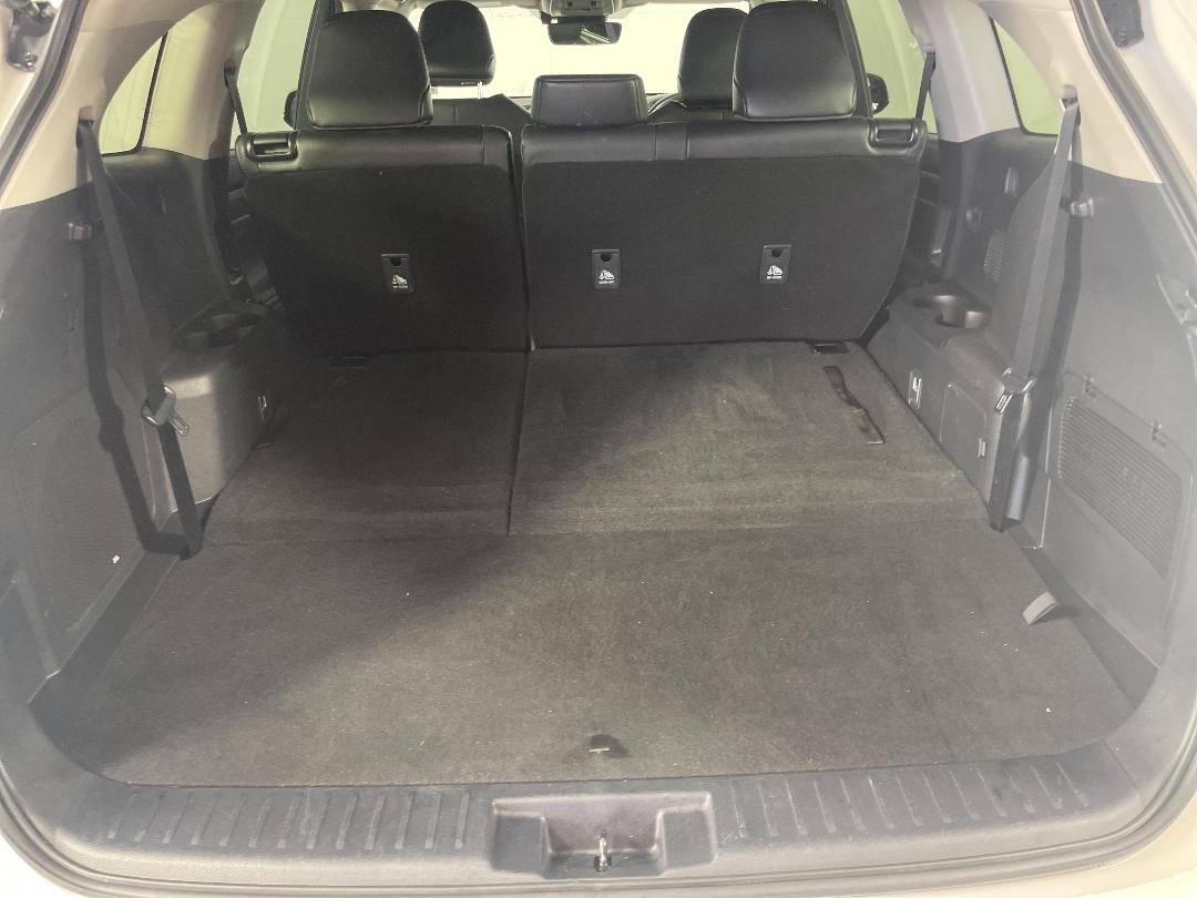 Photo '14' of Toyota Highlander