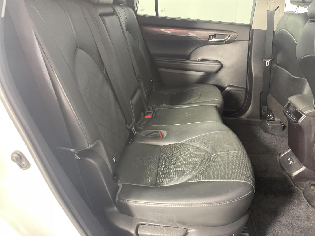 Photo '20' of Toyota Highlander