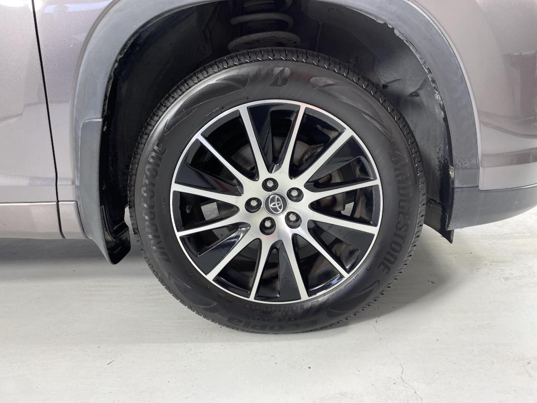 Photo '9' of Toyota Highlander