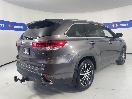 Thumbnail '7' of Toyota Highlander