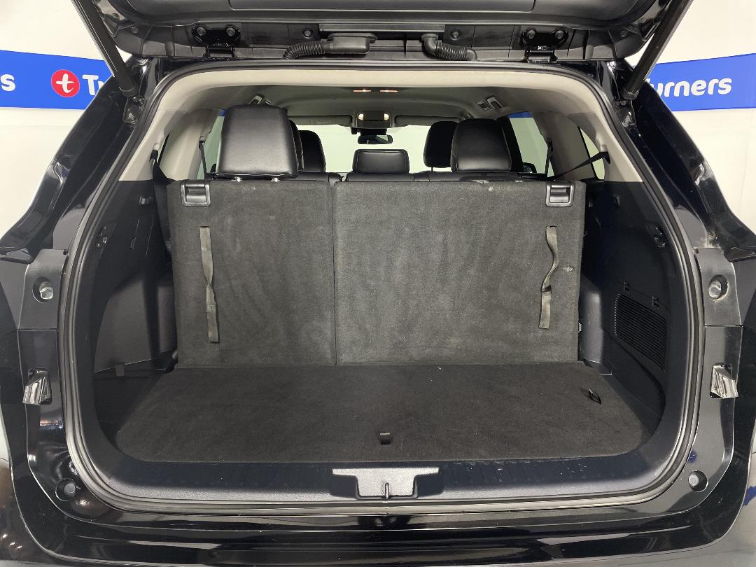 Photo '14' of Toyota Highlander Photo '14' of Toyota Highlander