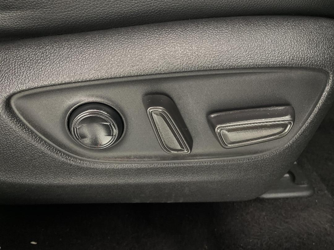 Photo '24' of Toyota Highlander Photo '24' of Toyota Highlander